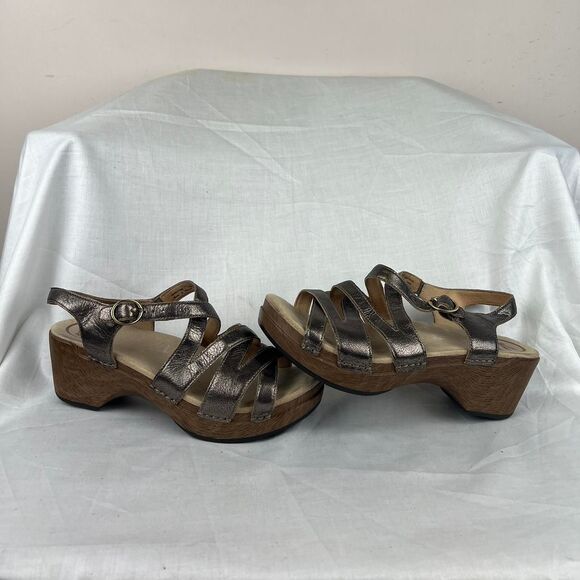 Dansko Stevie Metallic Leather Strappy Wedge Clog Sandals  Size 8 EUR 38 - Picture 1 of 8